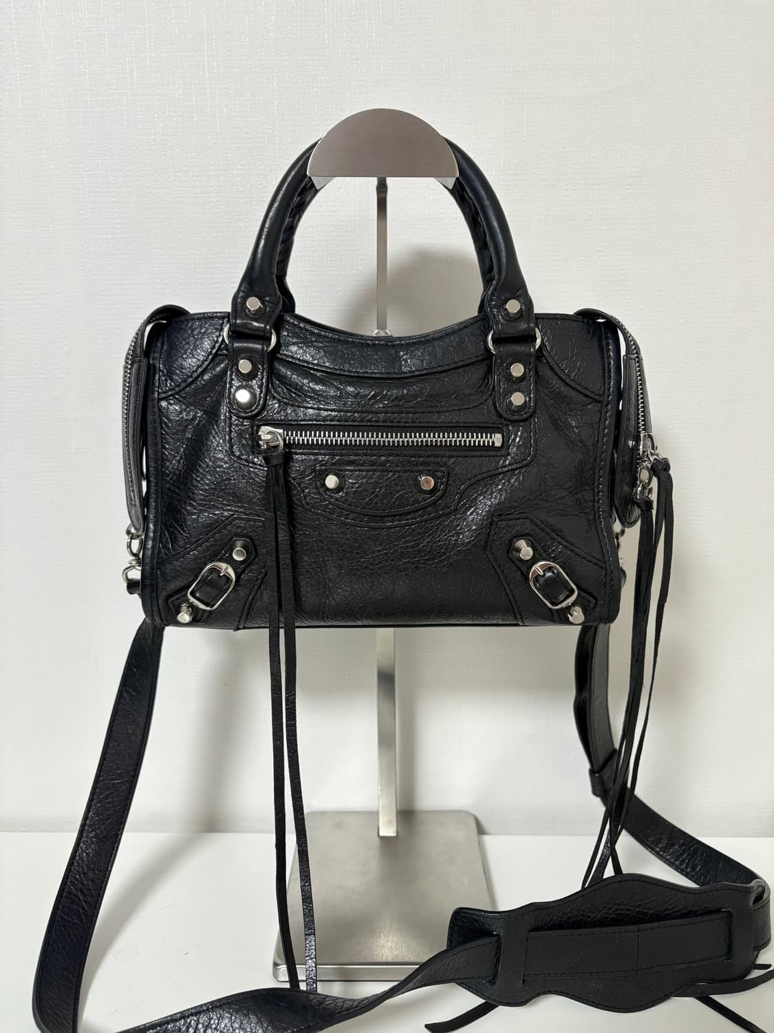 발렌시아가 모터백 미니 블랙 상품이미지1