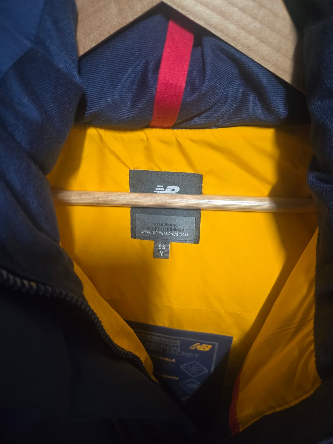 뉴발란스 구스다운 패딩 95 공용 상품이미지4