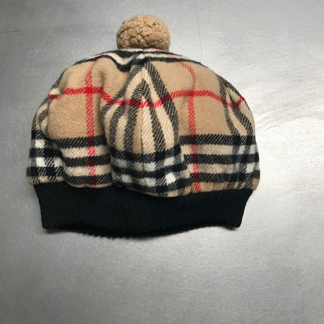 버버리 폼폼 비니 F(W) 상품이미지2