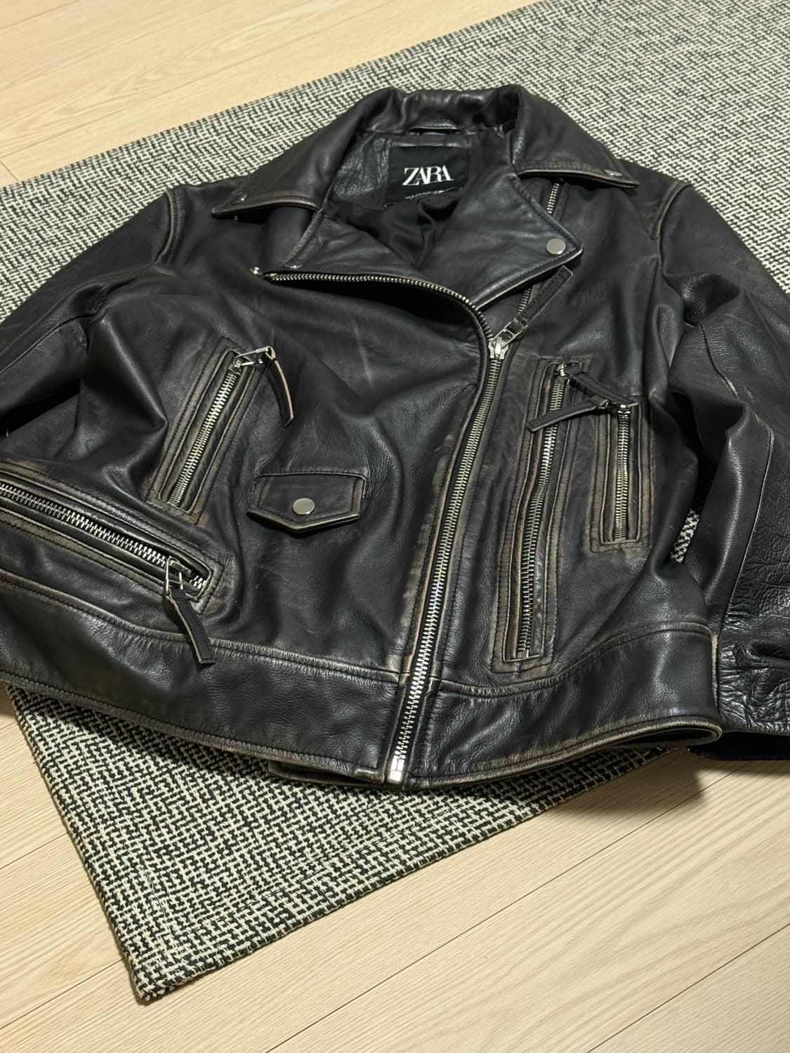 Zara 레더 자켓 상품이미지6