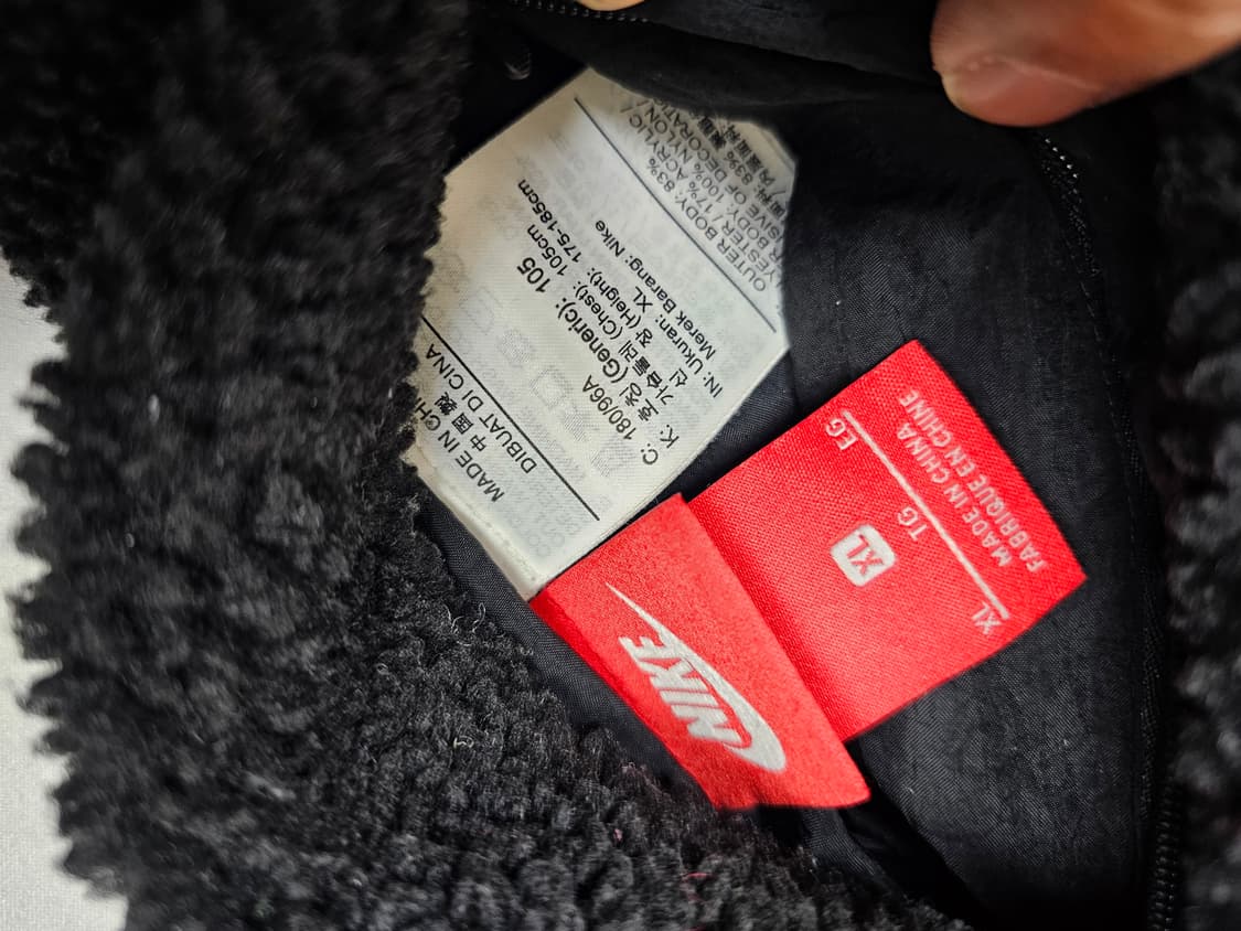 나이키후리스형광 상품이미지3