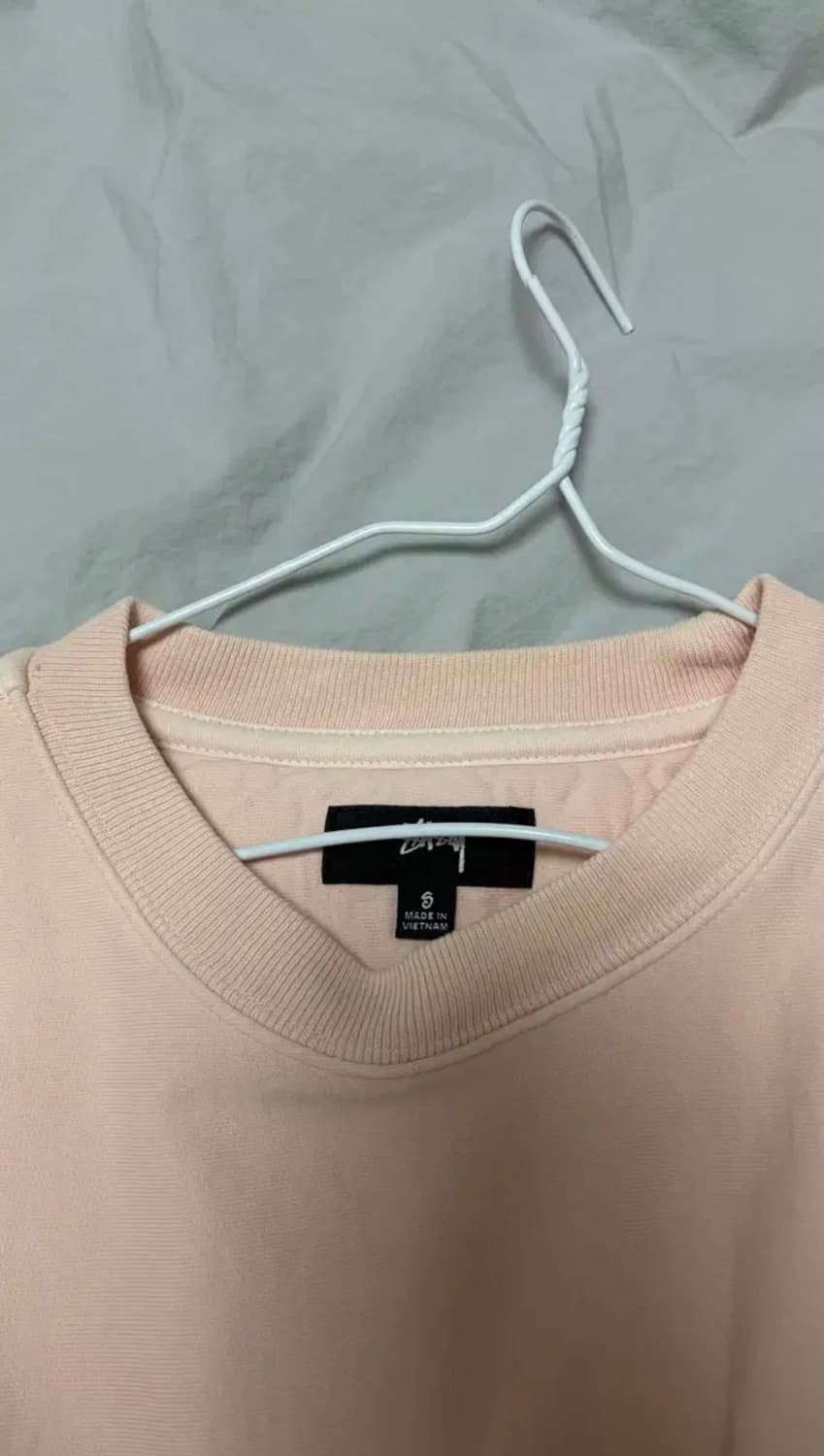 STUSSY 스투시 오버다이드 스탁 로고 크루 라이트 핑크 맨투맨 상품이미지4