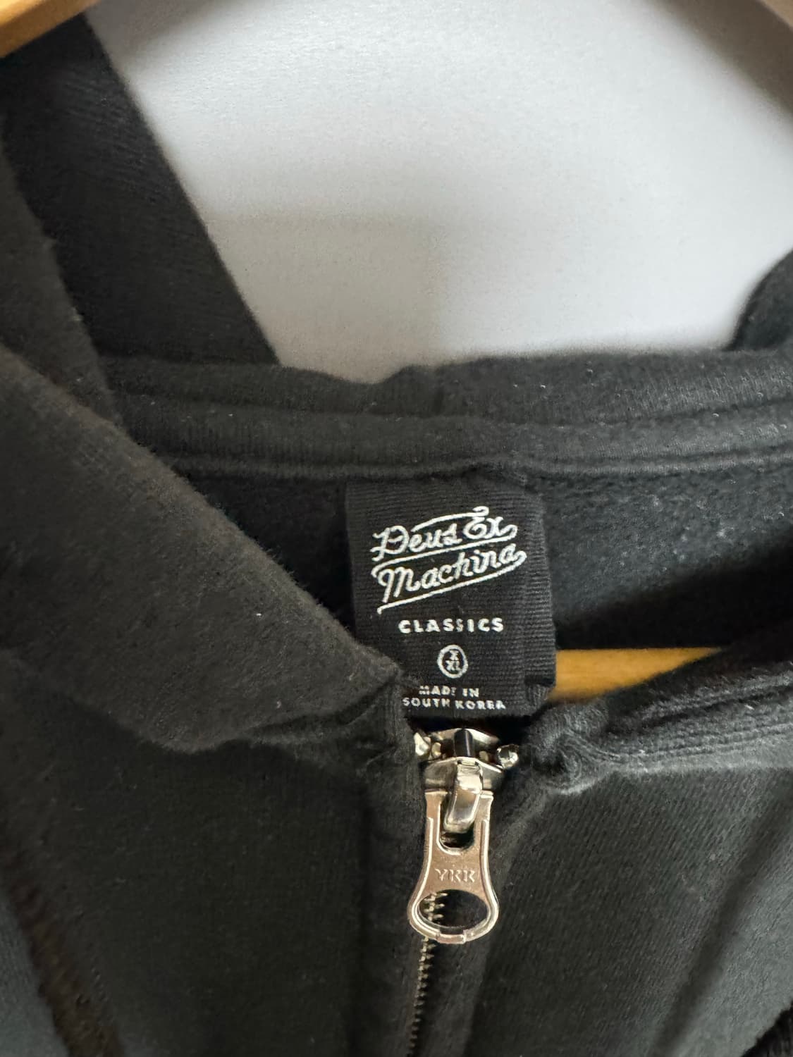 데우스 엑스 마키나 서울 후드 집업 블랙  상품이미지5