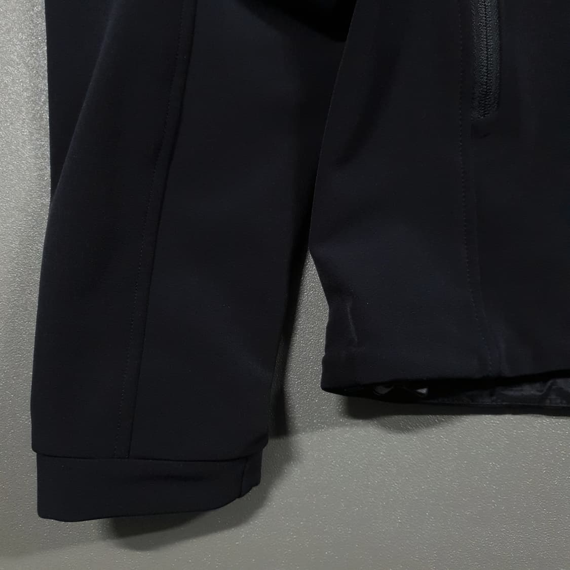 M) 정품 아크테릭스 감마 MX 소프트쉘 자켓 블랙 상품이미지4