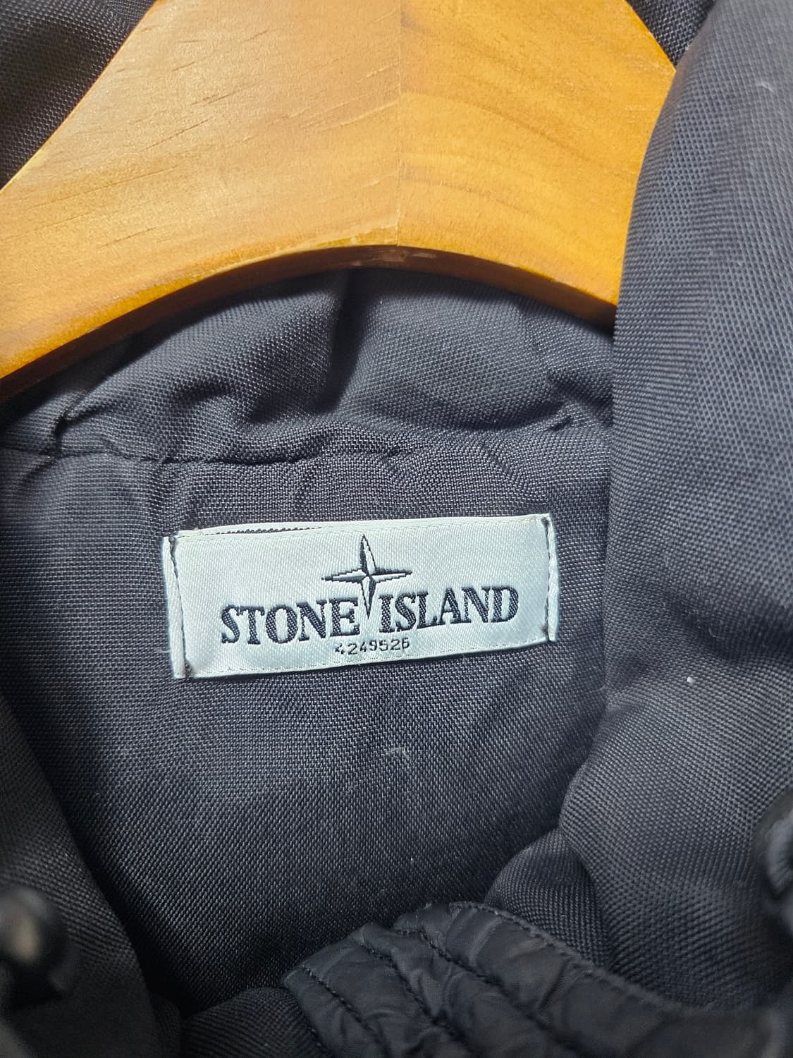 스톤아일랜드크링클랩스패딩 상품이미지3