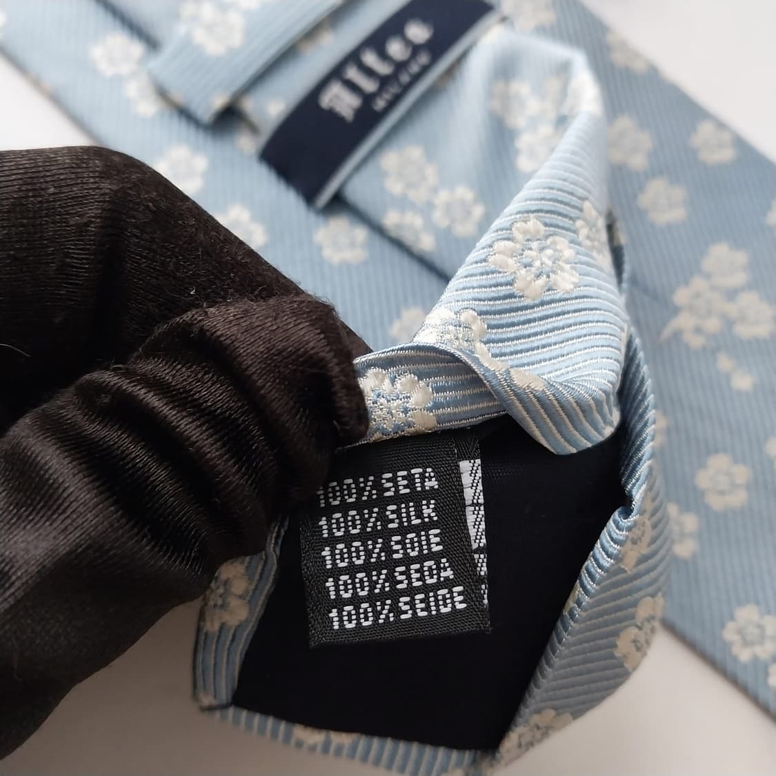 알테아 실크 하늘색 플라워 자카드 넥타이 8.9cm A+등급 K1574
 상품이미지9