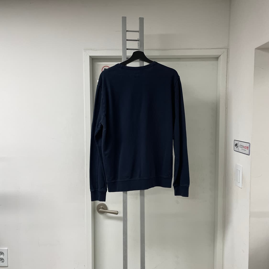 CP 컴퍼니 렌즈 긴팔 티셔츠 네이비 L 상품이미지6