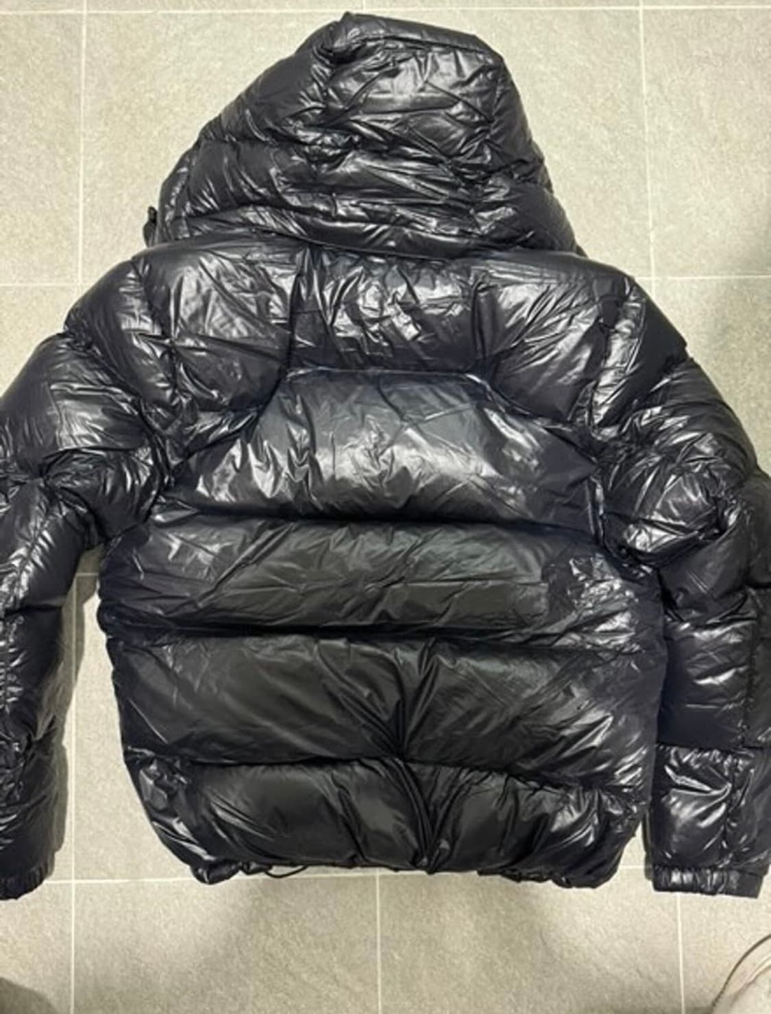 폴로 유광패딩 s 상품이미지4