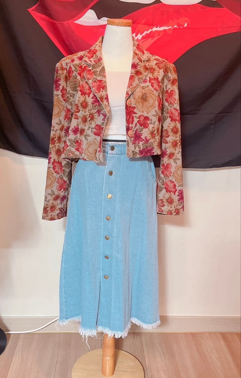 UNIQUE FLOWER FATTERN SHORT JACKET 상품이미지3