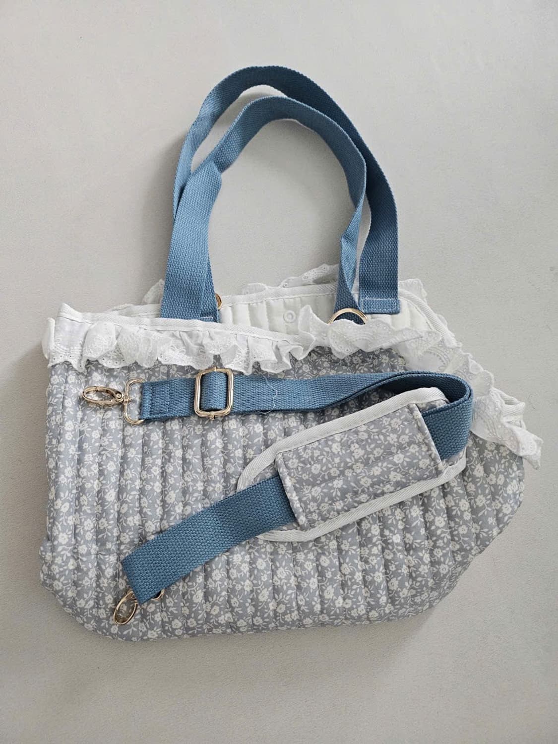 플로어 패턴 퀼팅 레이스 반려동물 가방 상품이미지4