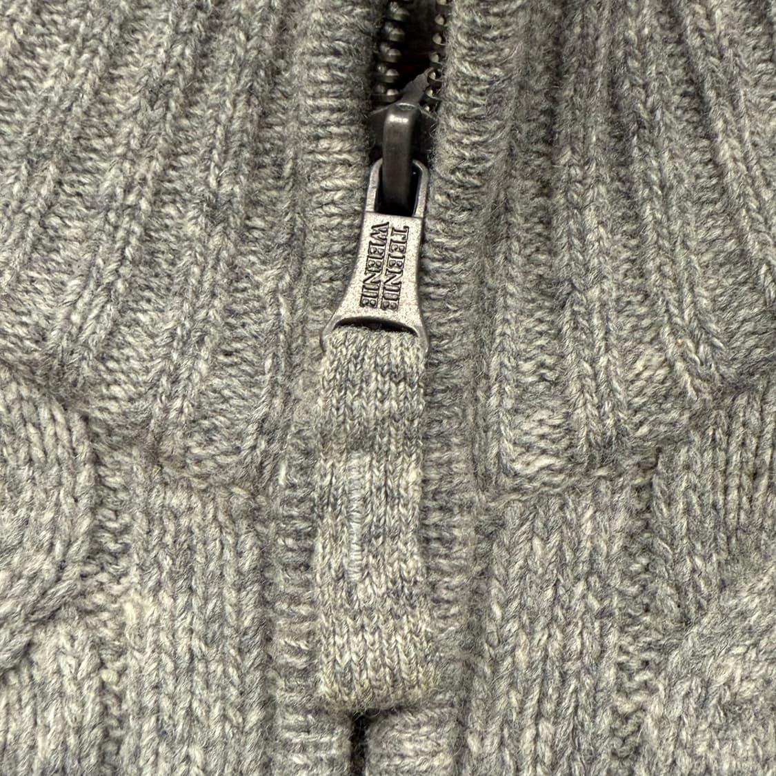 티니위니 그레이 꽈배기 니트 집업  상품이미지7