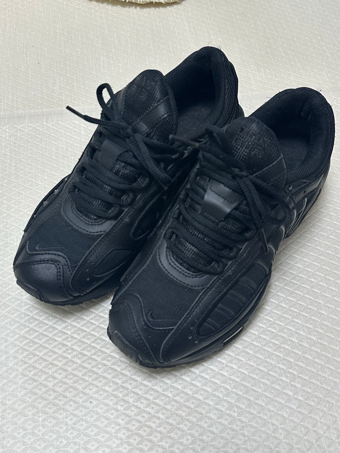 나이키 에어맥스 테일윈드4 트리플블랙 265 상품이미지1