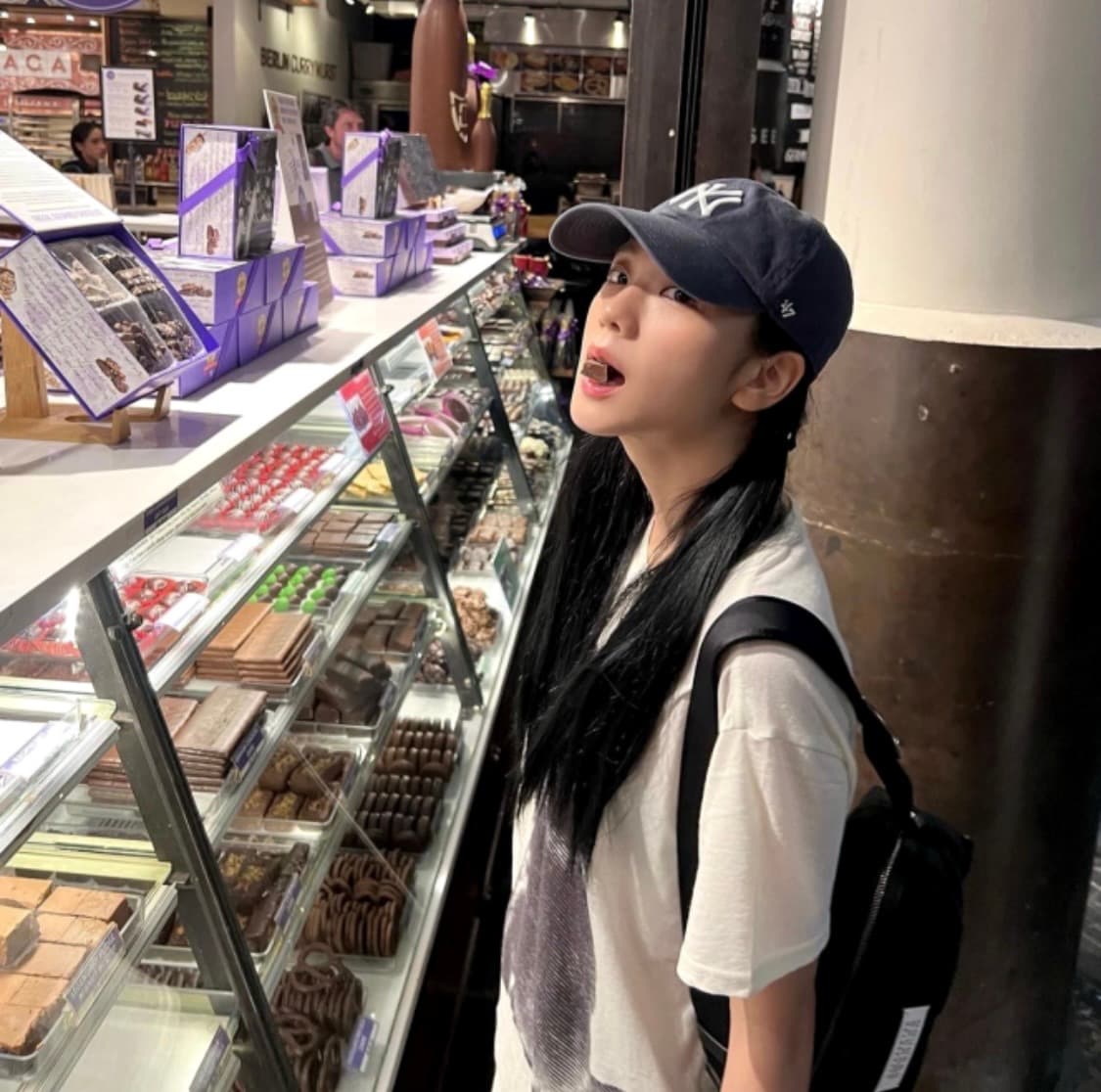 블랙핑크 지수 착용) 47브랜드 빈티지네이비  상품이미지1