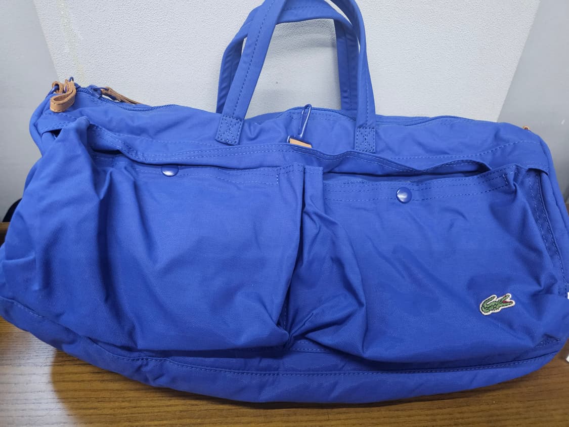 라코스테 라이브 블루 크로스백 상품이미지1