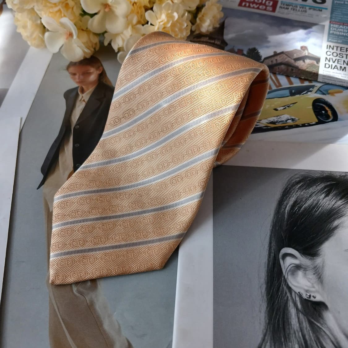 셀린느 실크 골드 스트라이프 넥타이 9.1cm A등급 A19179
 상품이미지2