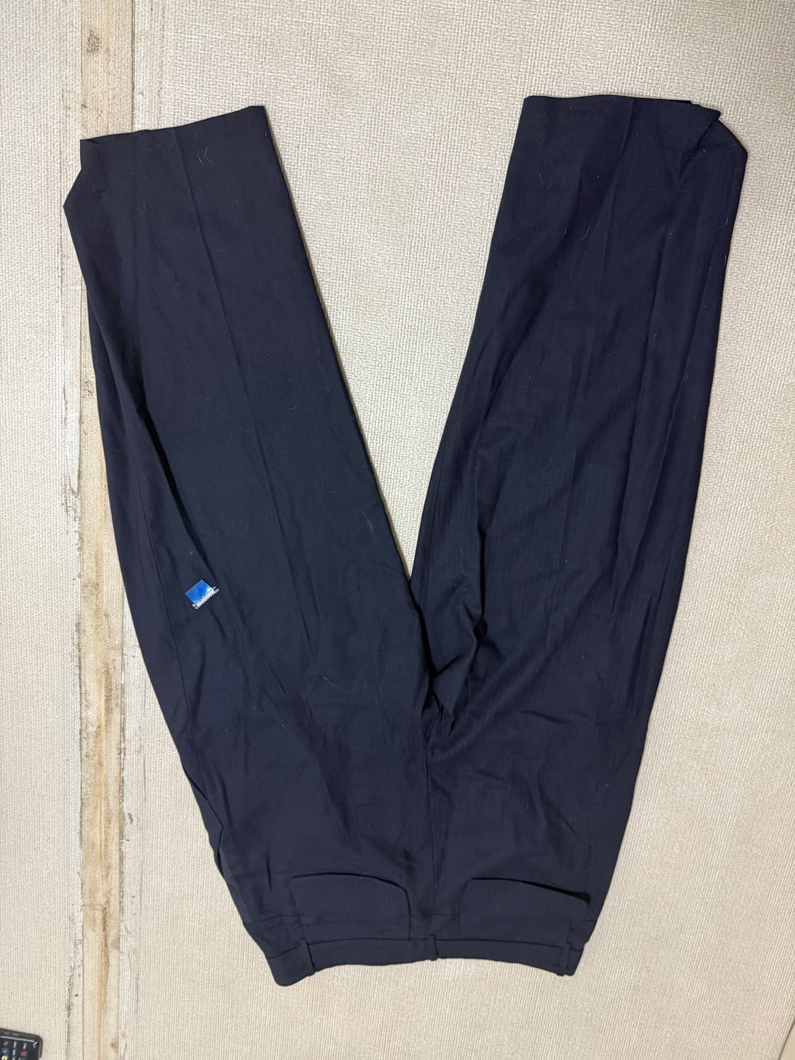 아더에러 Lawren 네이비 슬랙스 m 상품이미지3