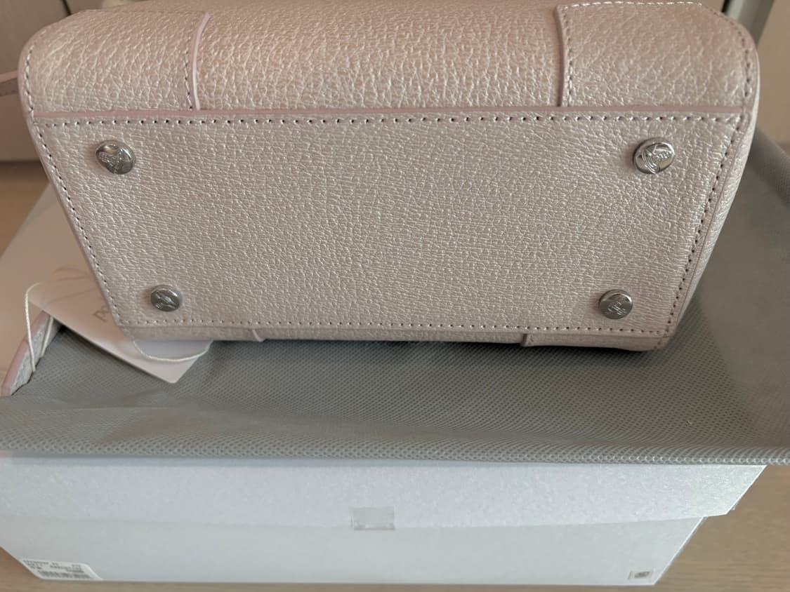 비비안웨스트우드 executive 토트백 M 핑크 상품이미지3