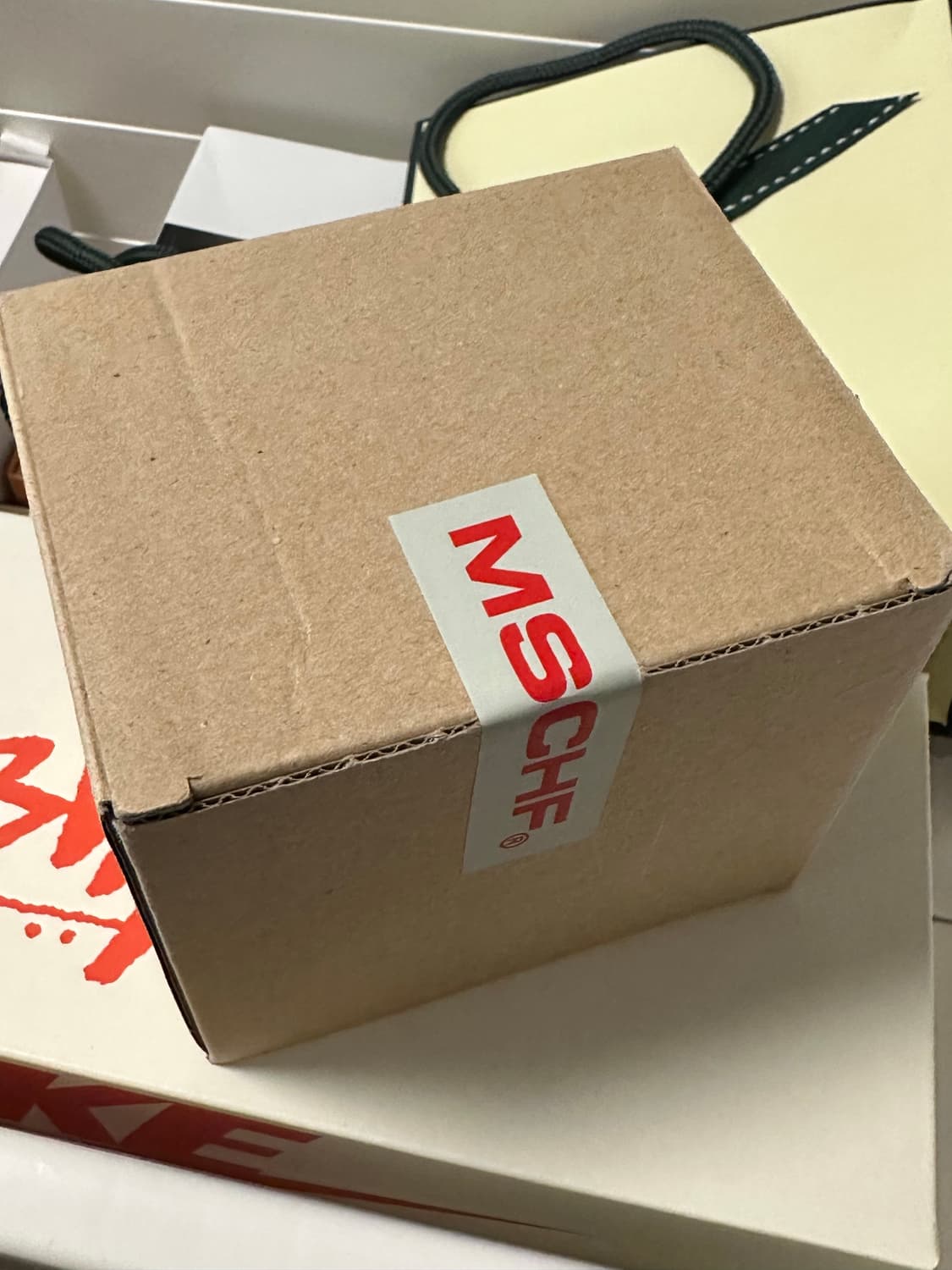 미스치프 글래스 머그 아쿠아 블루 새상품 상품이미지7