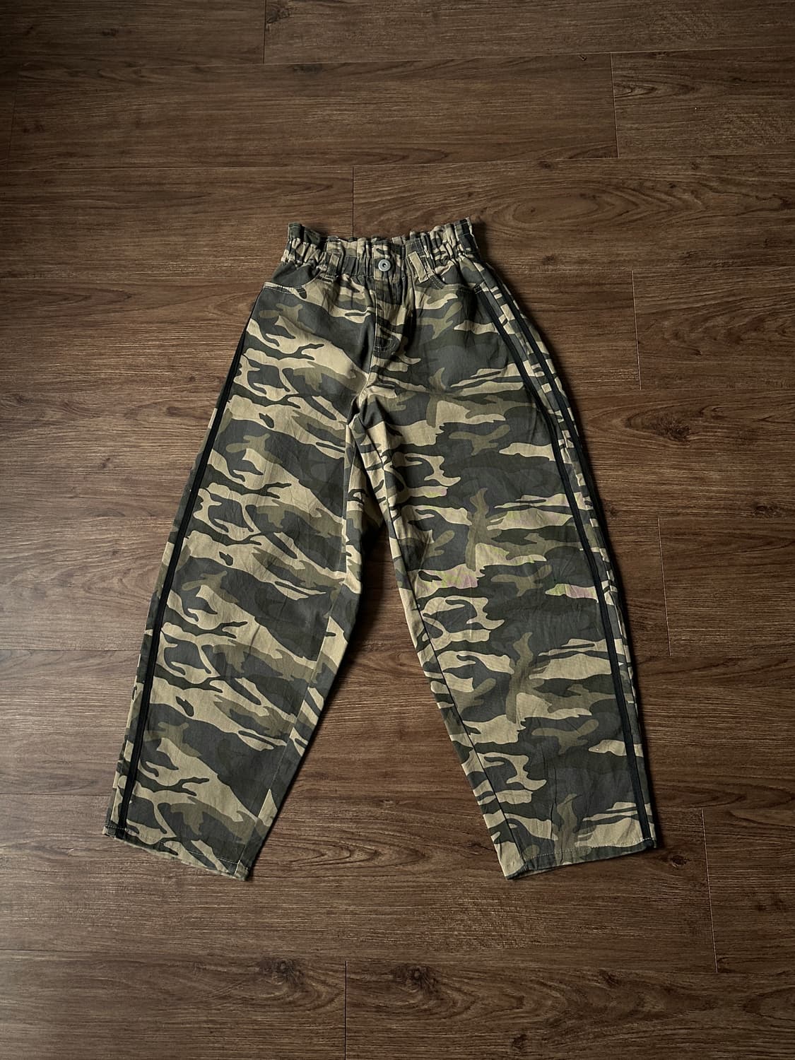Chip Clip 크롭 카모플라쥬 트랙 팬츠 상품이미지8