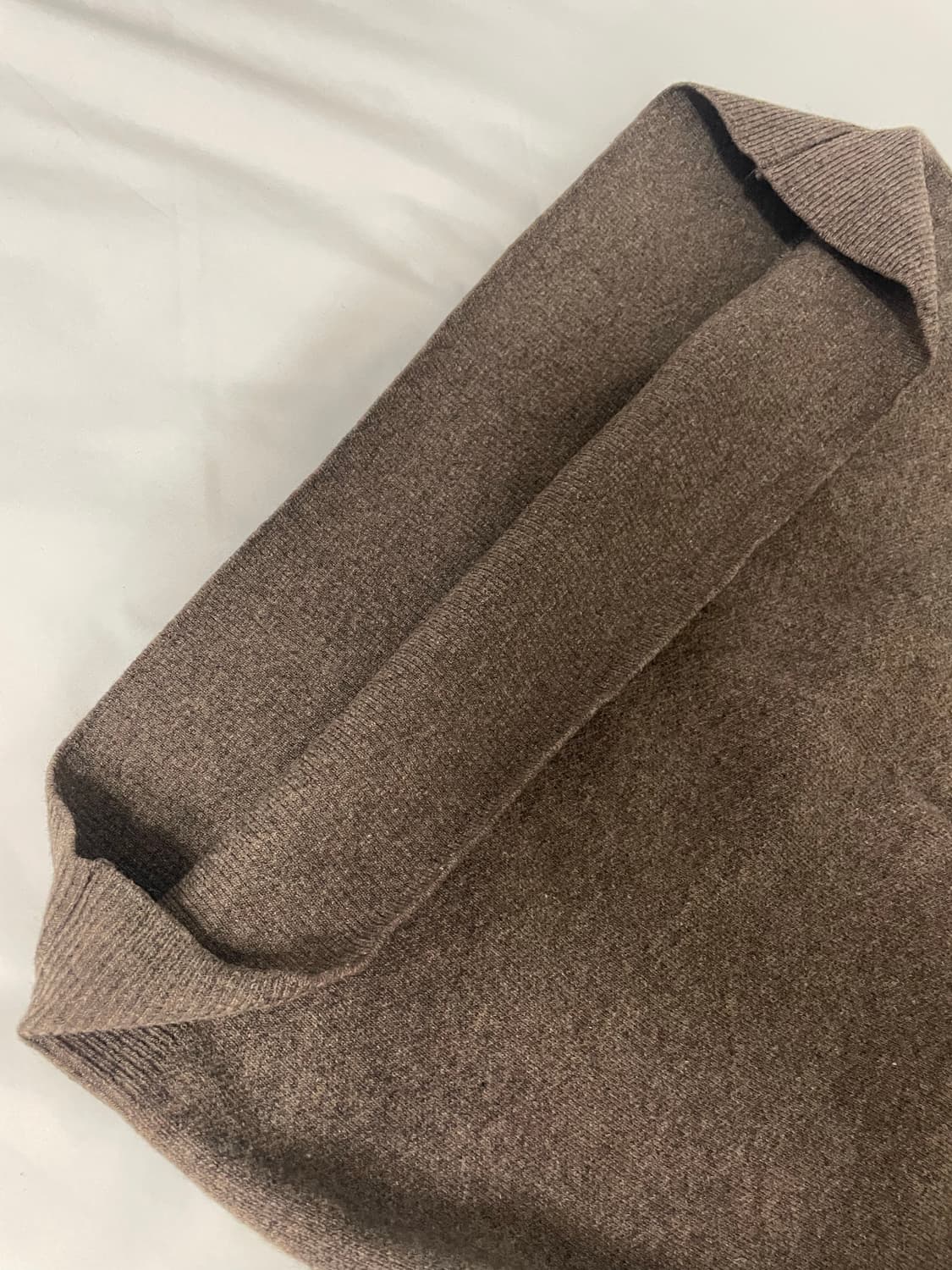 [L] 999휴머니티 니트 브라운 상품이미지5