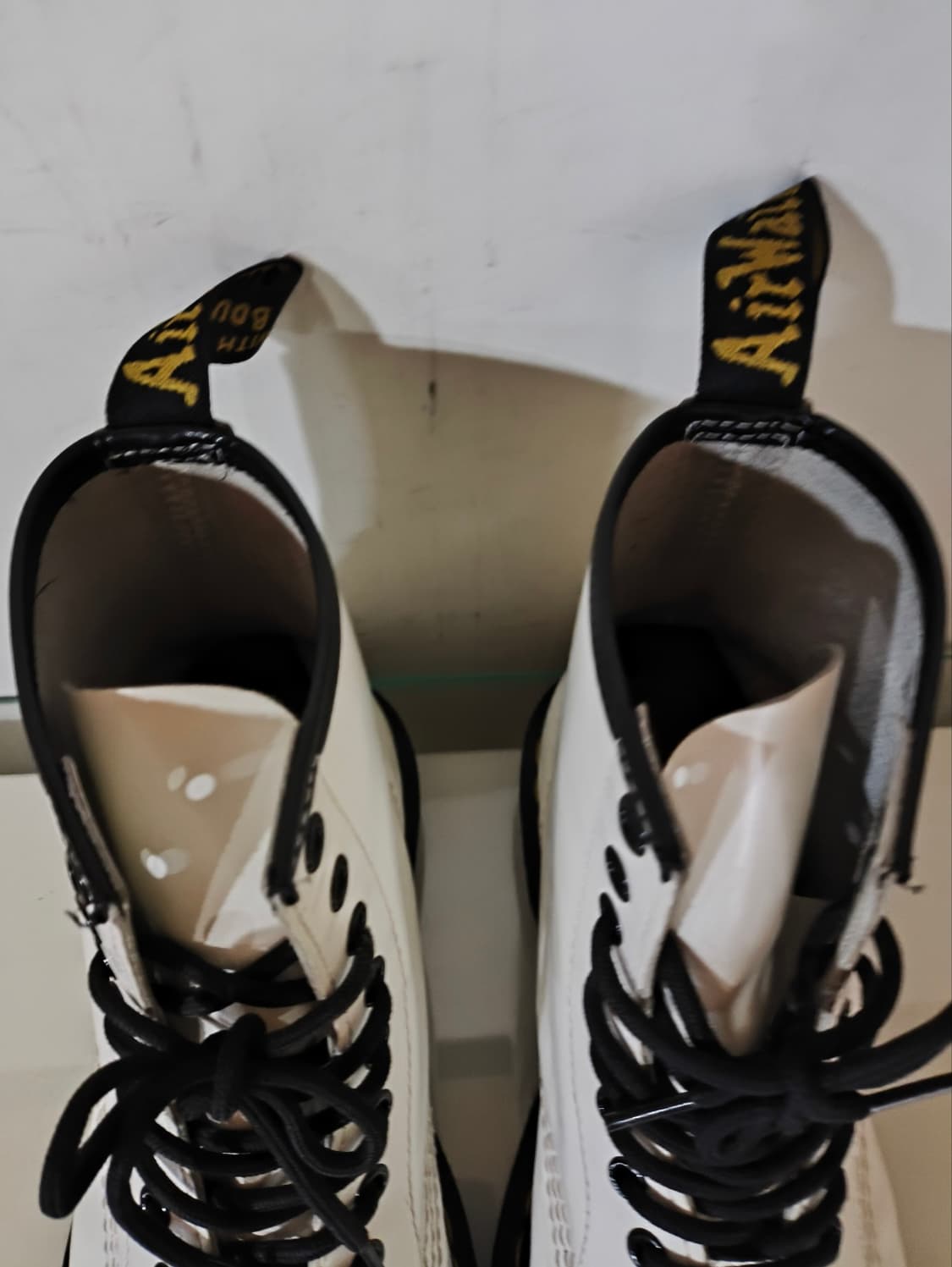 uk6 250mm 닥터마틴 11822 8홀 화이트 워커 상품이미지2