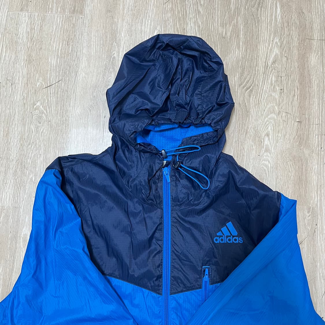 아디다스 남성 헤드 스트링 배색 바람막이 자켓 2XL(110) 상품이미지3