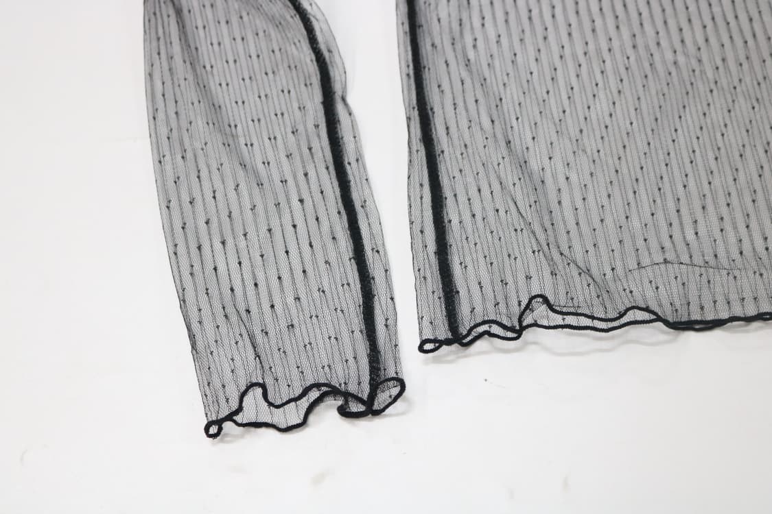 블랙 레이스 프릴 콩단추 골지 슬리브리스 상품이미지5