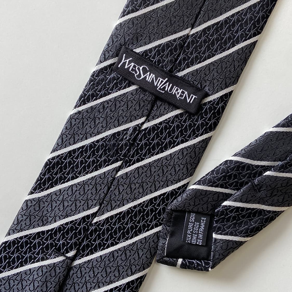 입생로랑(YSL) 명품 정품 영문모노그램 넥타이 8.2cm 상품이미지7