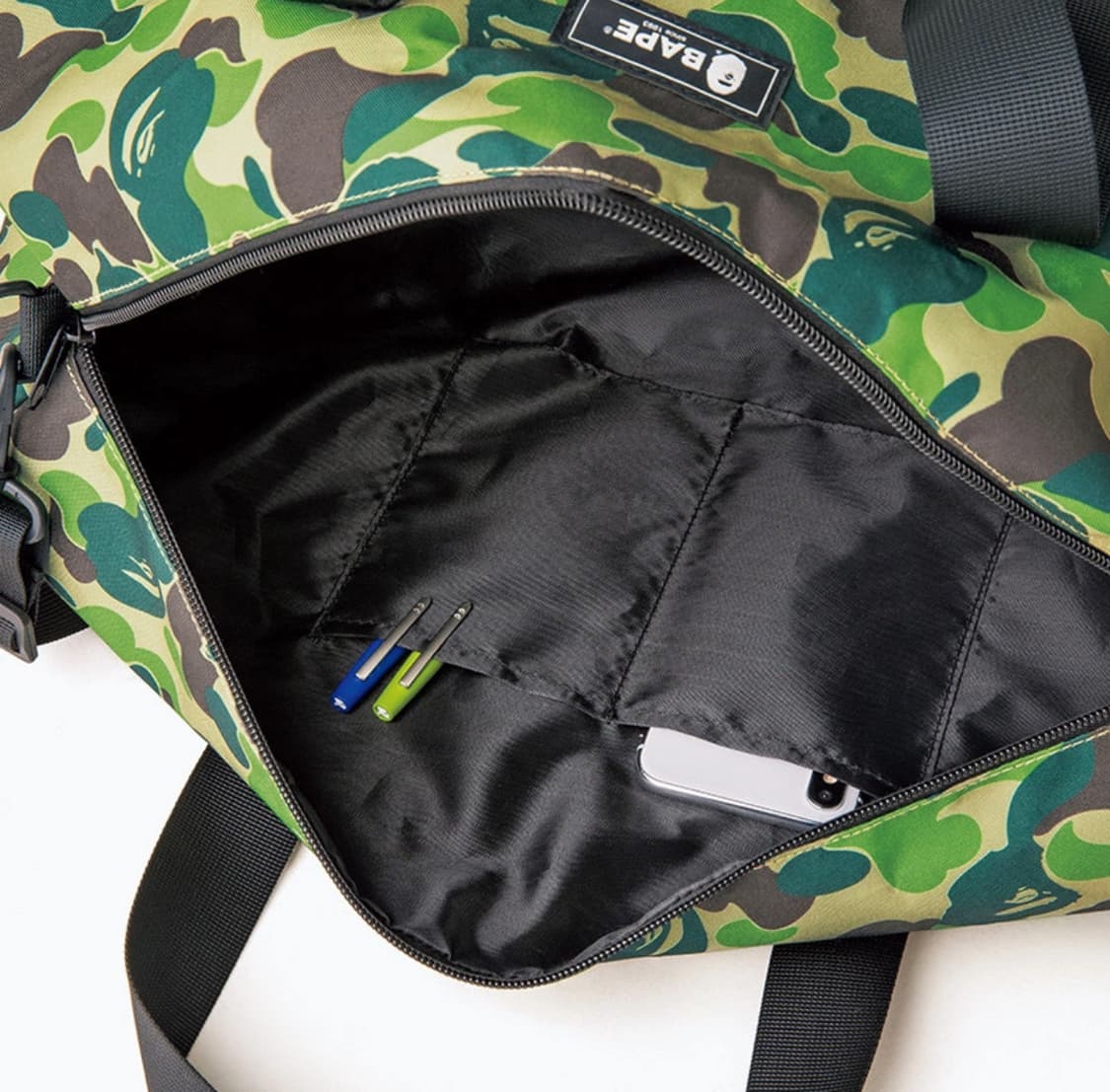 베이프 카모 빅 더플백 잡지부록 상품이미지5