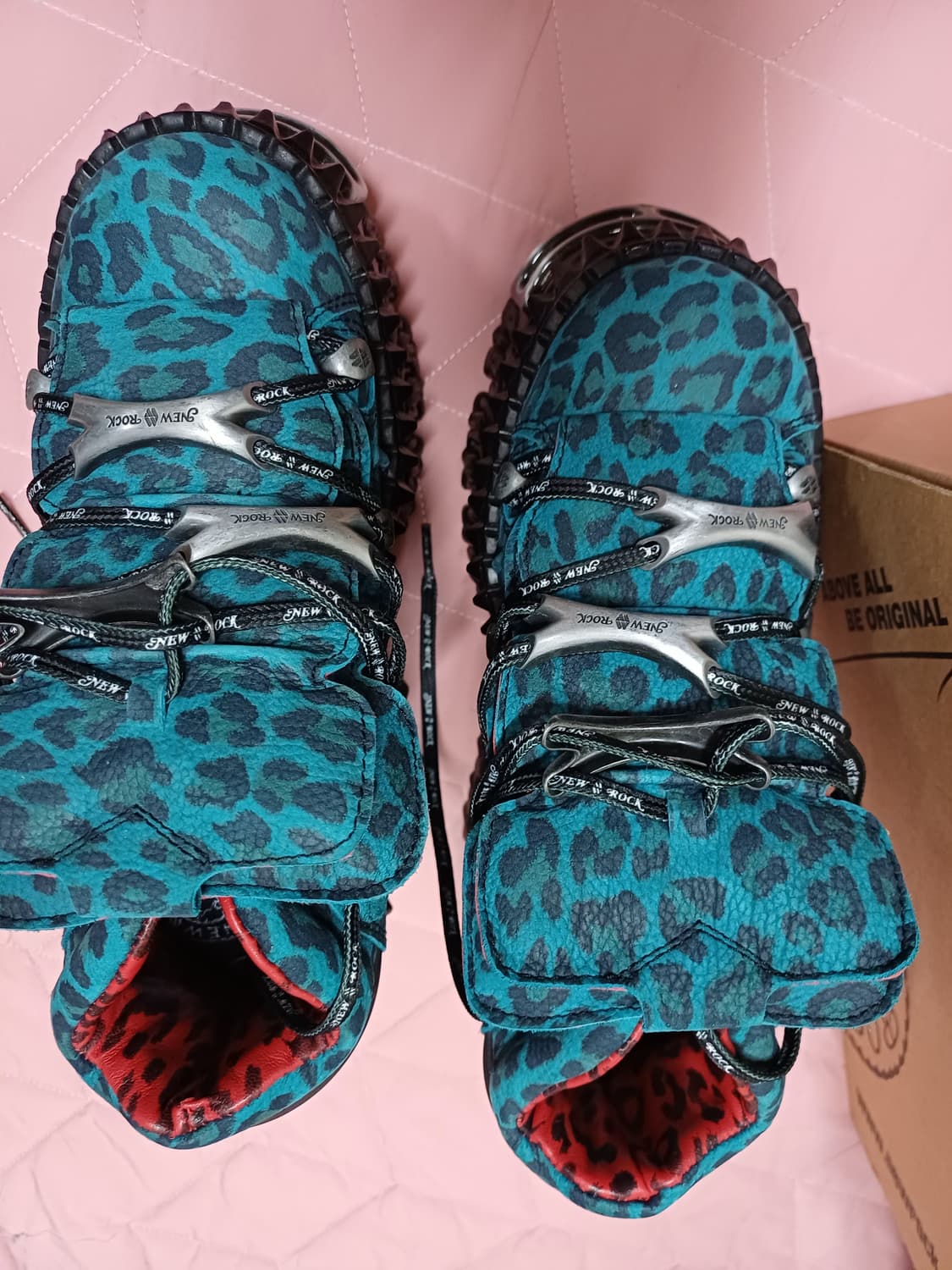 뉴락워커부츠 새상품 데모니아 37 상품이미지2