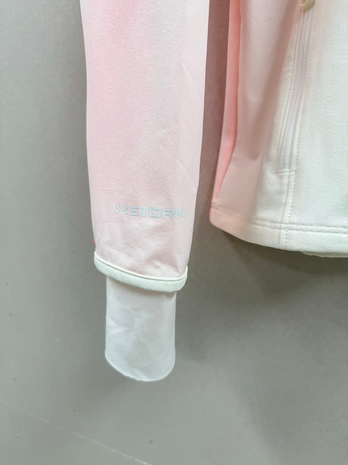 여성 S / 언더아머 아웃런 더스톰 후드집업 자켓 상품이미지3