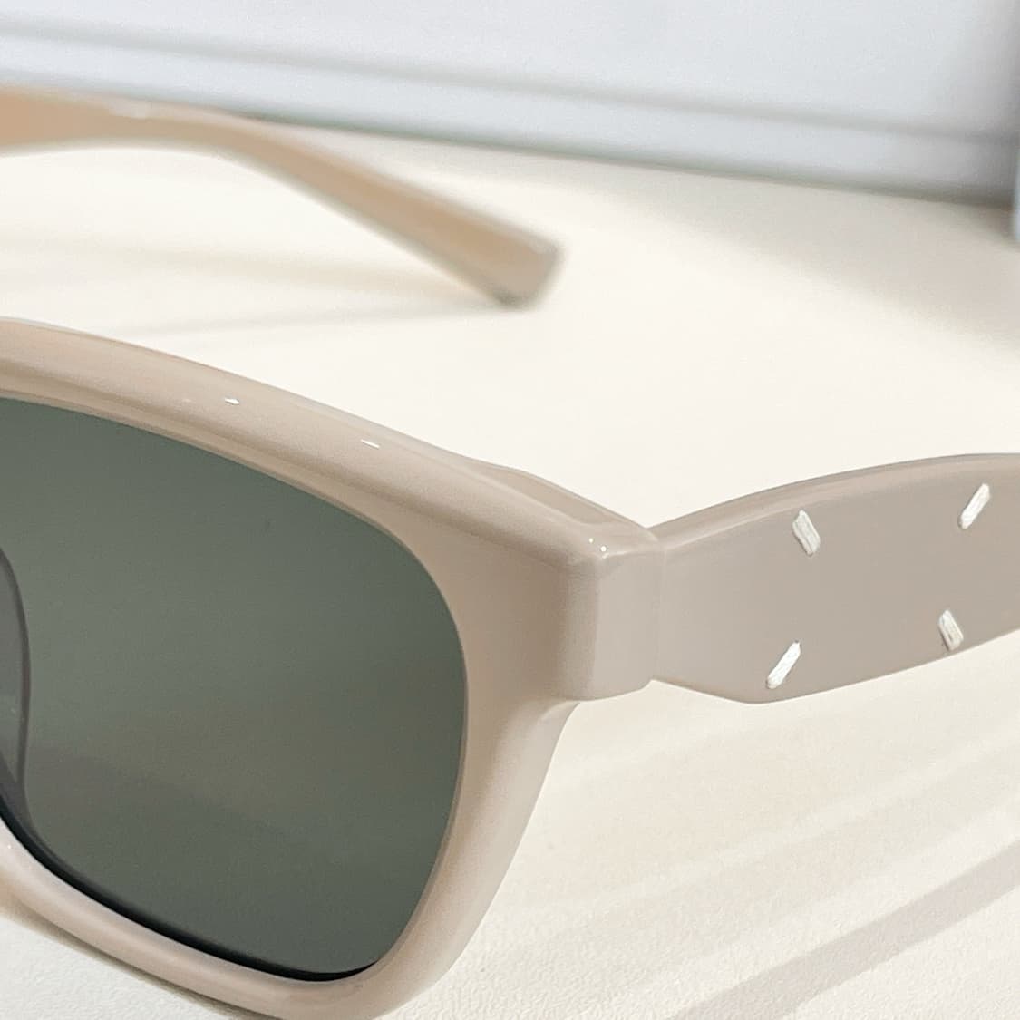 젠틀 몬스터 x 메종 마르지엘라 MM110 상품이미지6