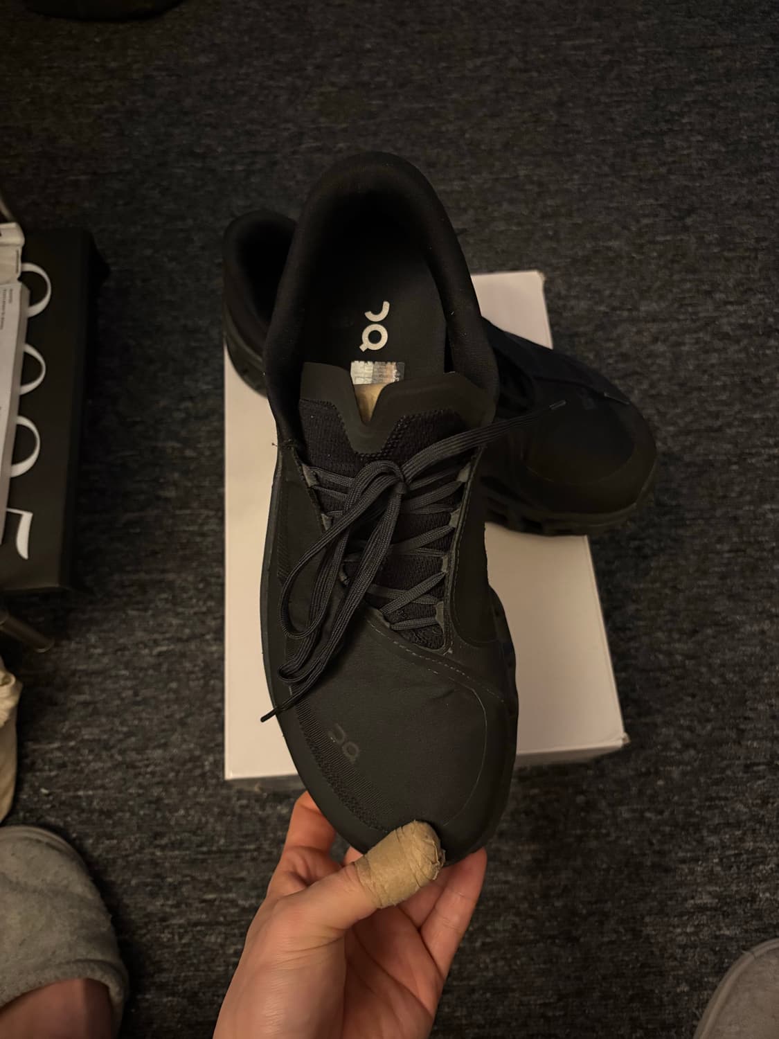 온러닝 파프1 블랙 290사이즈 상품이미지3