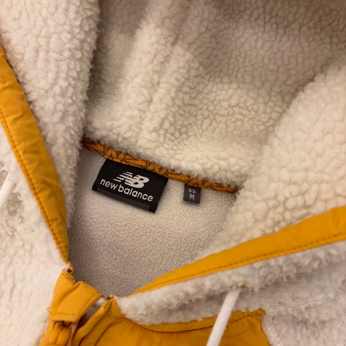 뉴발란스 배색 후리스 후드 집업 상품이미지3