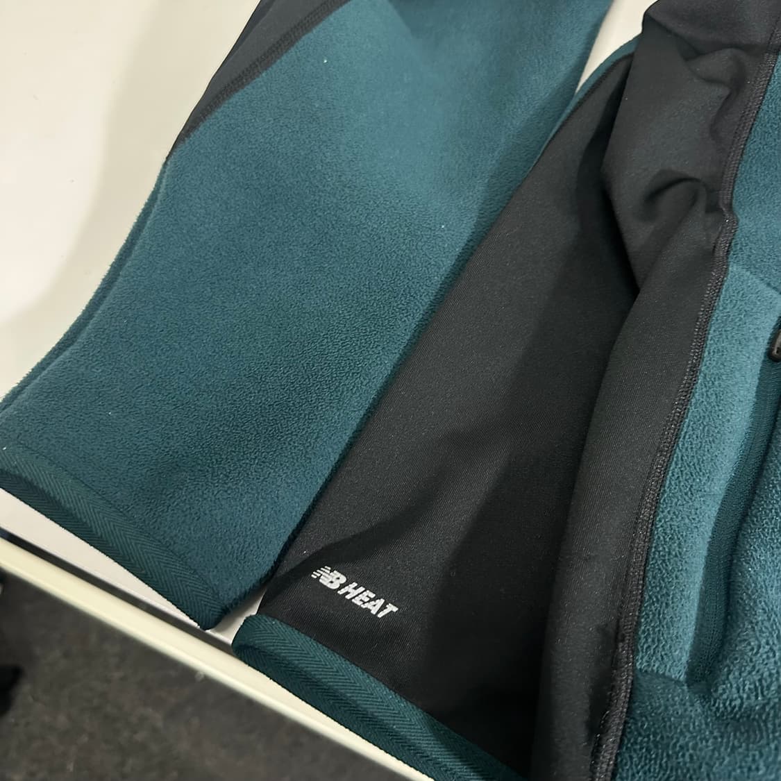 L 뉴발란스 딥청녹 플리스 후드집업 상품이미지3