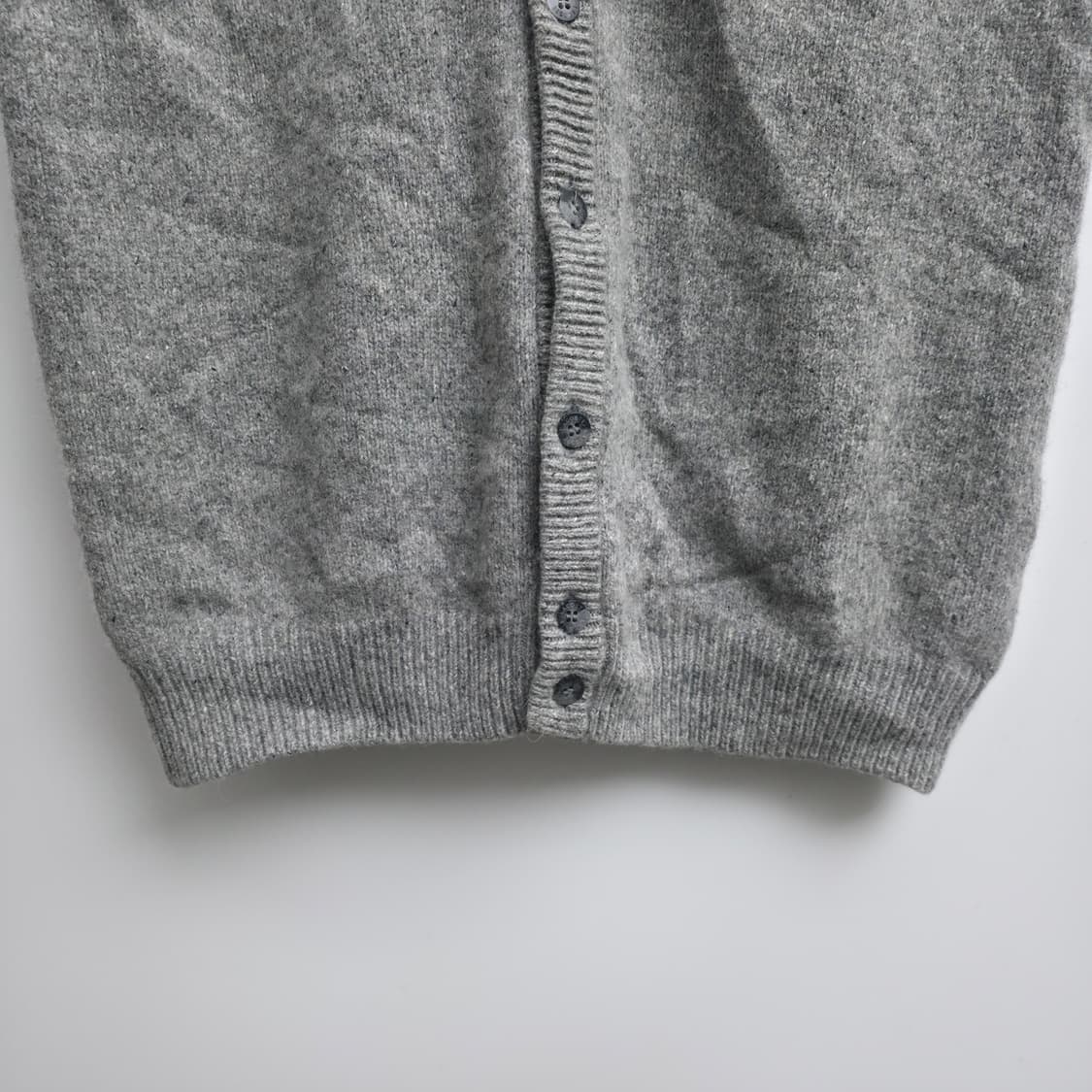 [M] 라코스테 울 니트 베스트 그레이 상품이미지3