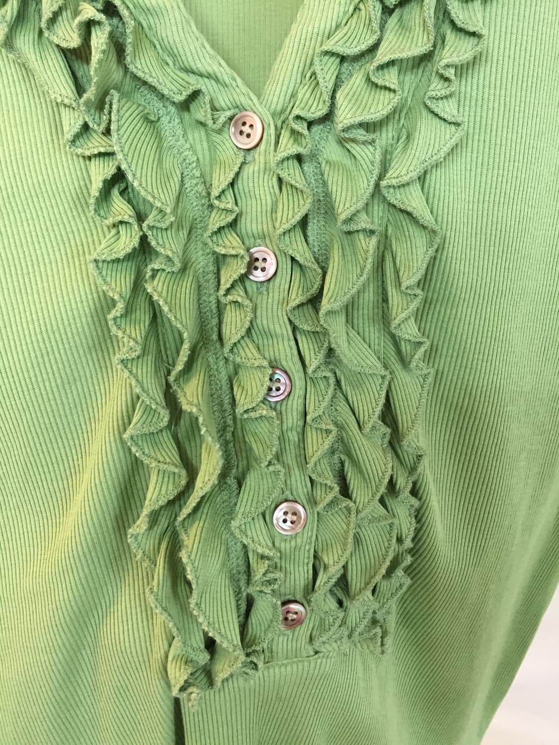 프릴 포인트 티셔츠 상품이미지3