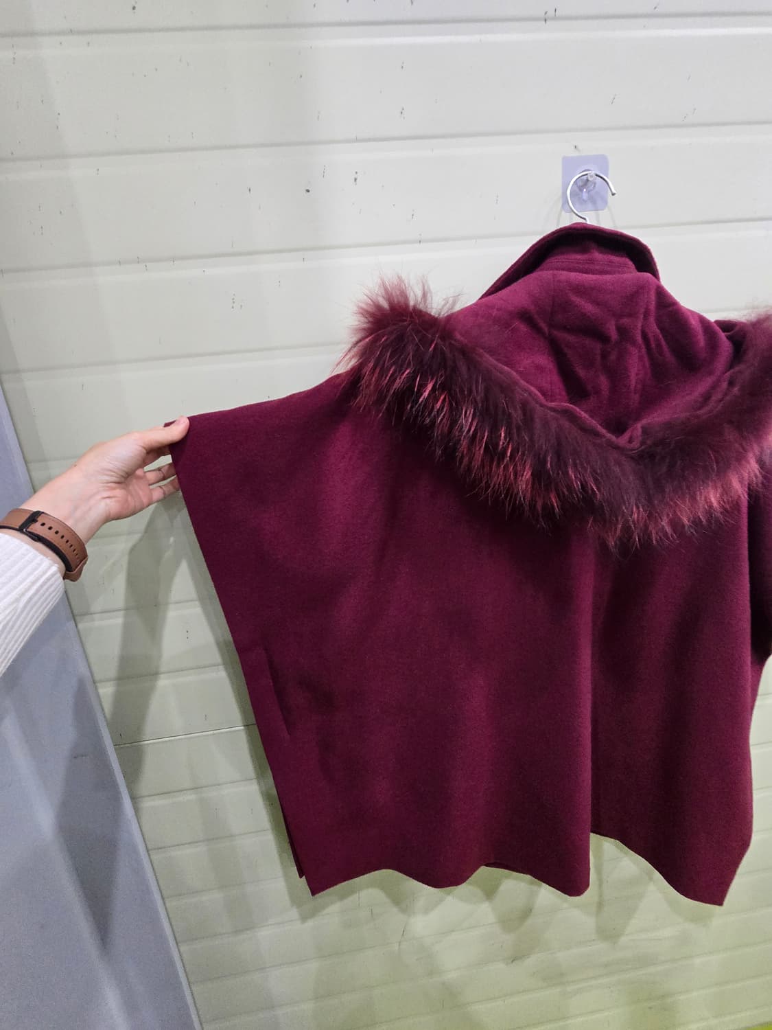 버건디 케이프 모직 코트 FREE 상품이미지5