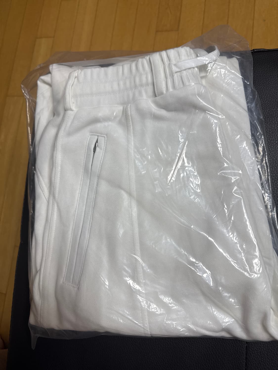 온리스웻팬츠 화이트 벌룬조거 상품이미지3