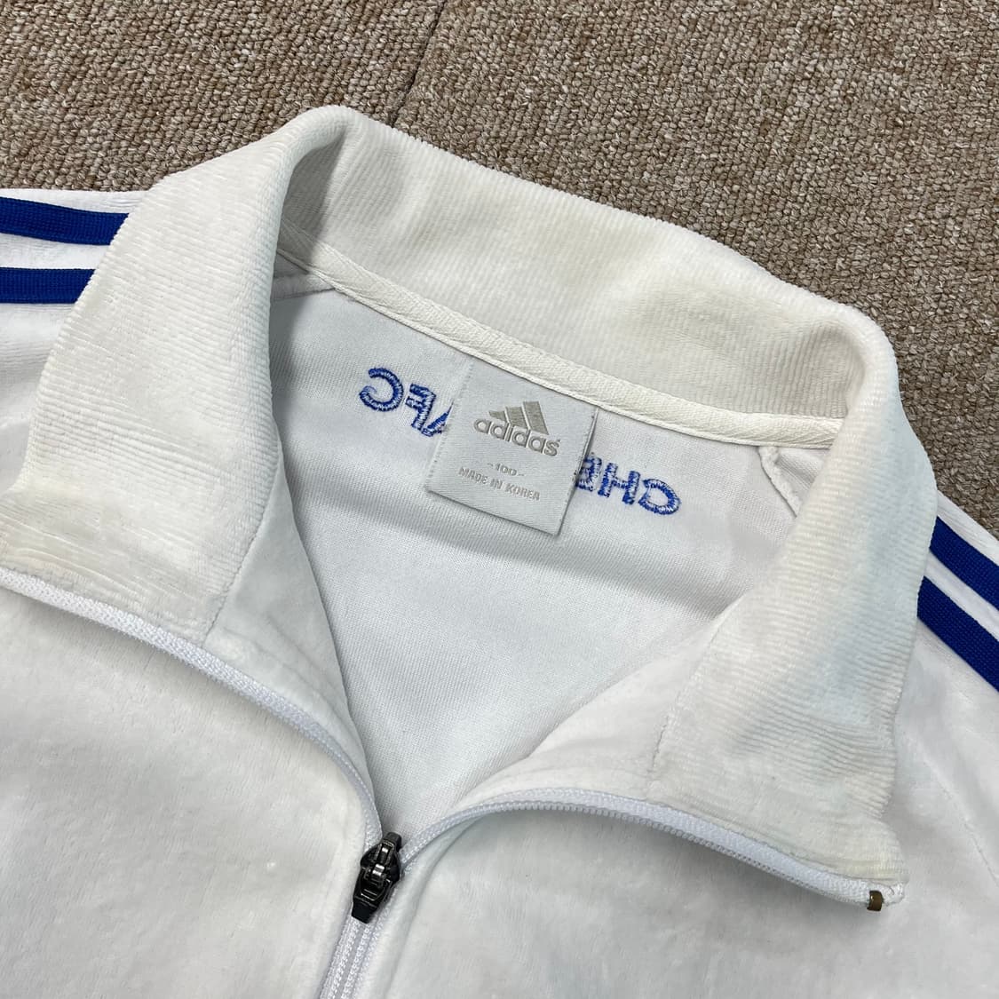 아디다스 첼시 벨벳 트랙탑 상품이미지5