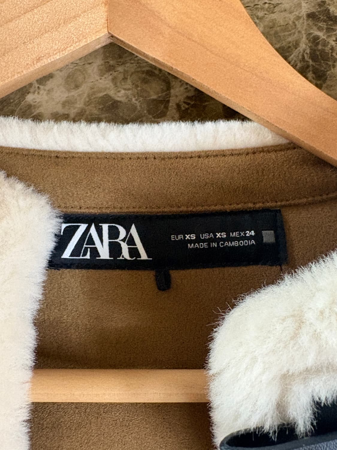 자라 퍼 자켓 상품이미지4