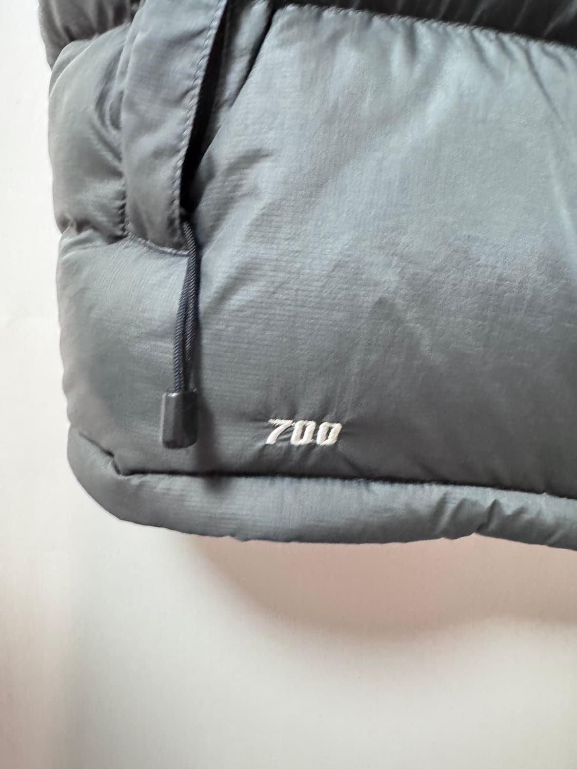 NORTHFACE 노스페이스 700 중앙 로고 다운 베스트 조끼 상품이미지2