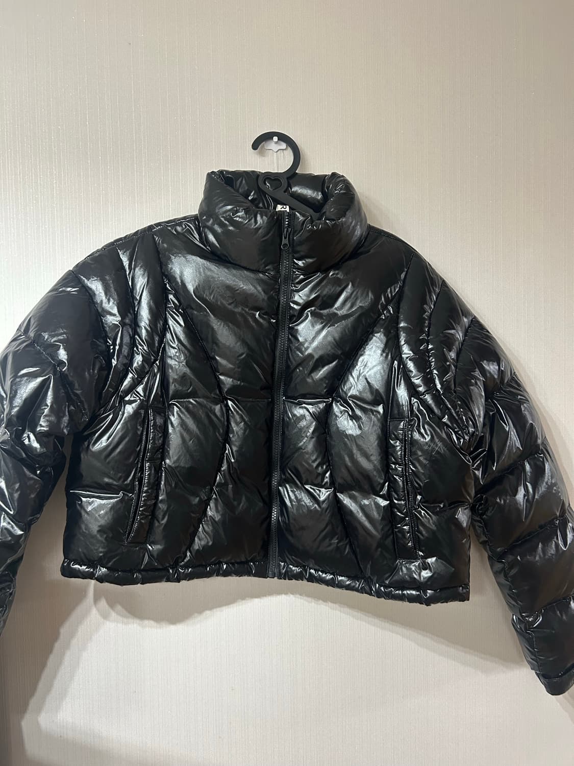 커렌트 숏패딩 유광 상품이미지2