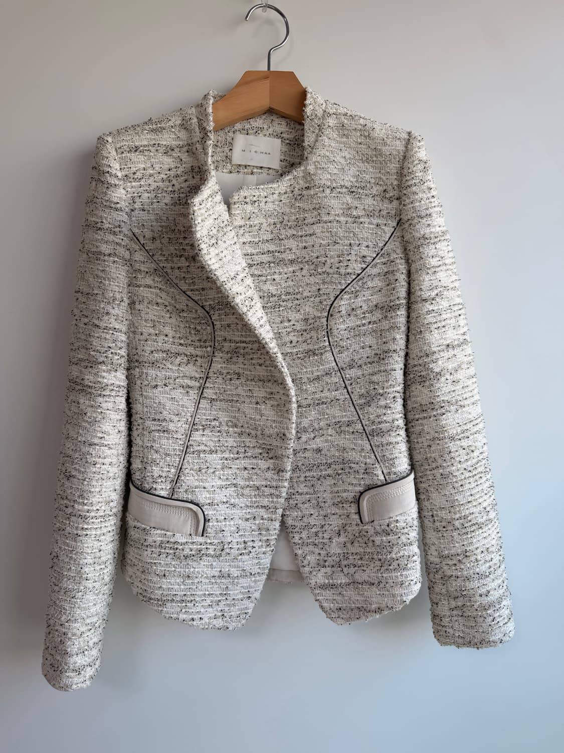 [MICHAA] 미샤 정품 노카라 배색 트위드 재킷 55사이즈 상품이미지1