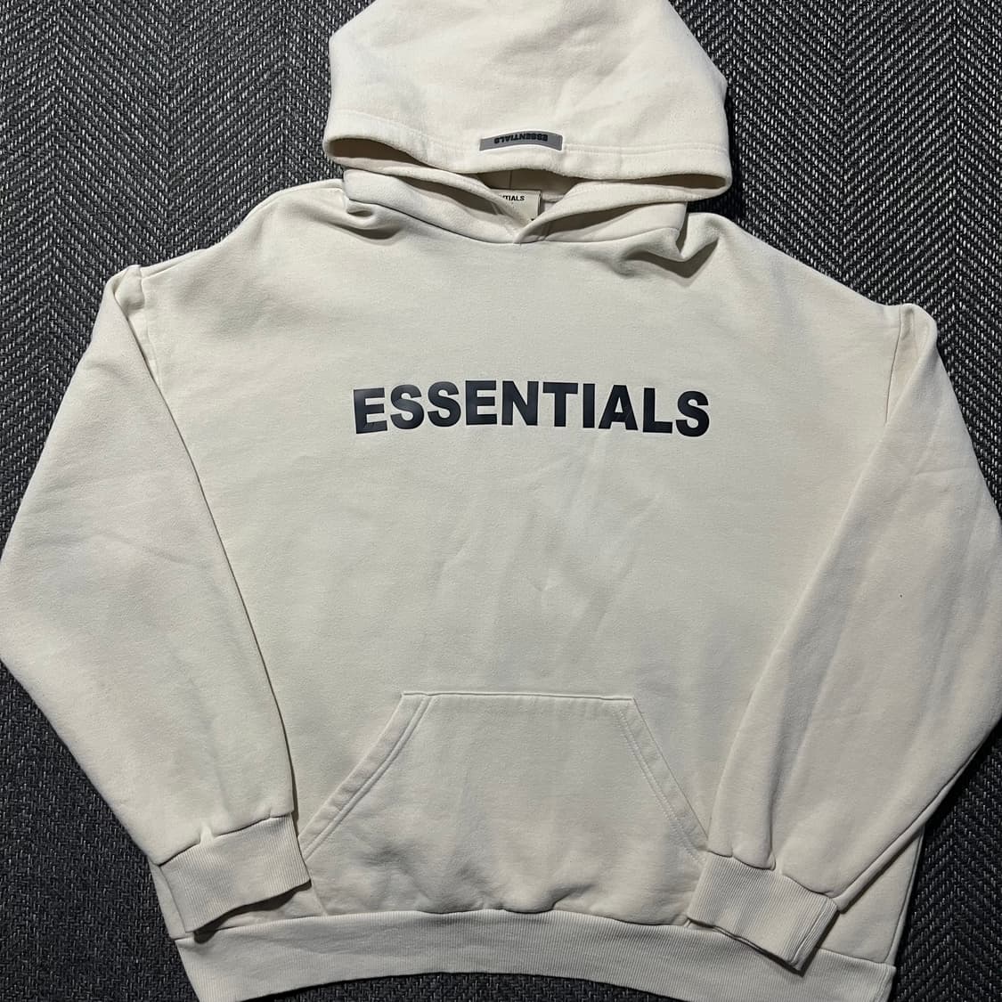 FEAR OF GOD 피어오브갓 에센셜 후드티 상품이미지2