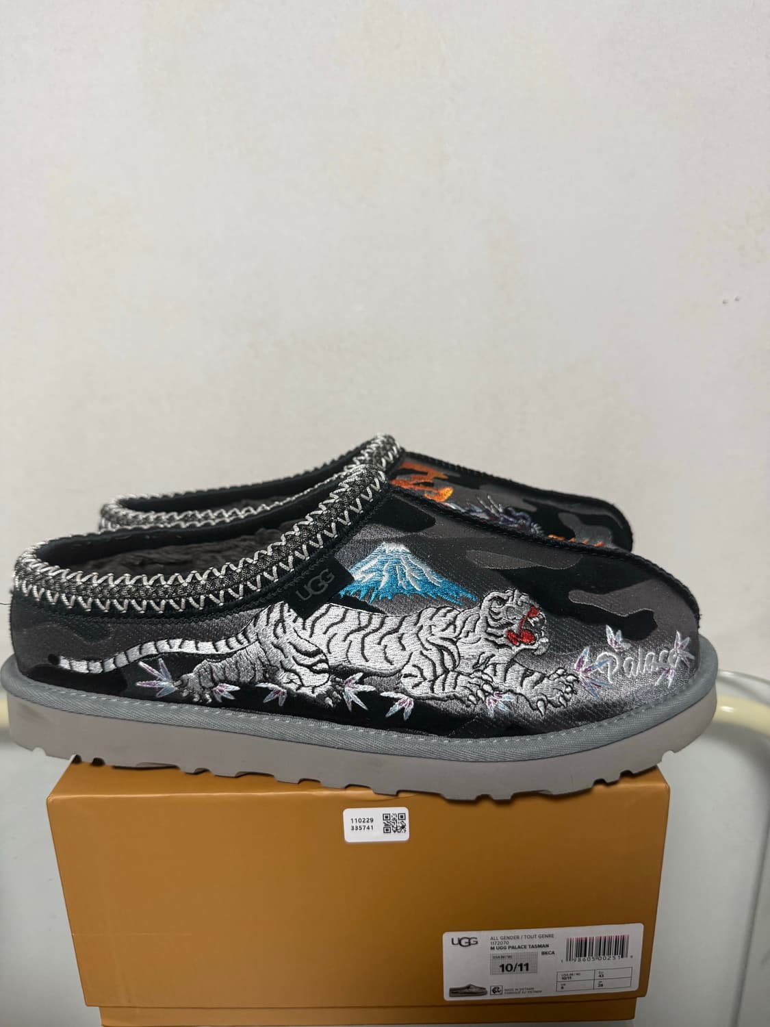 어그 팔라스 타스만 블랙카모 상품이미지3