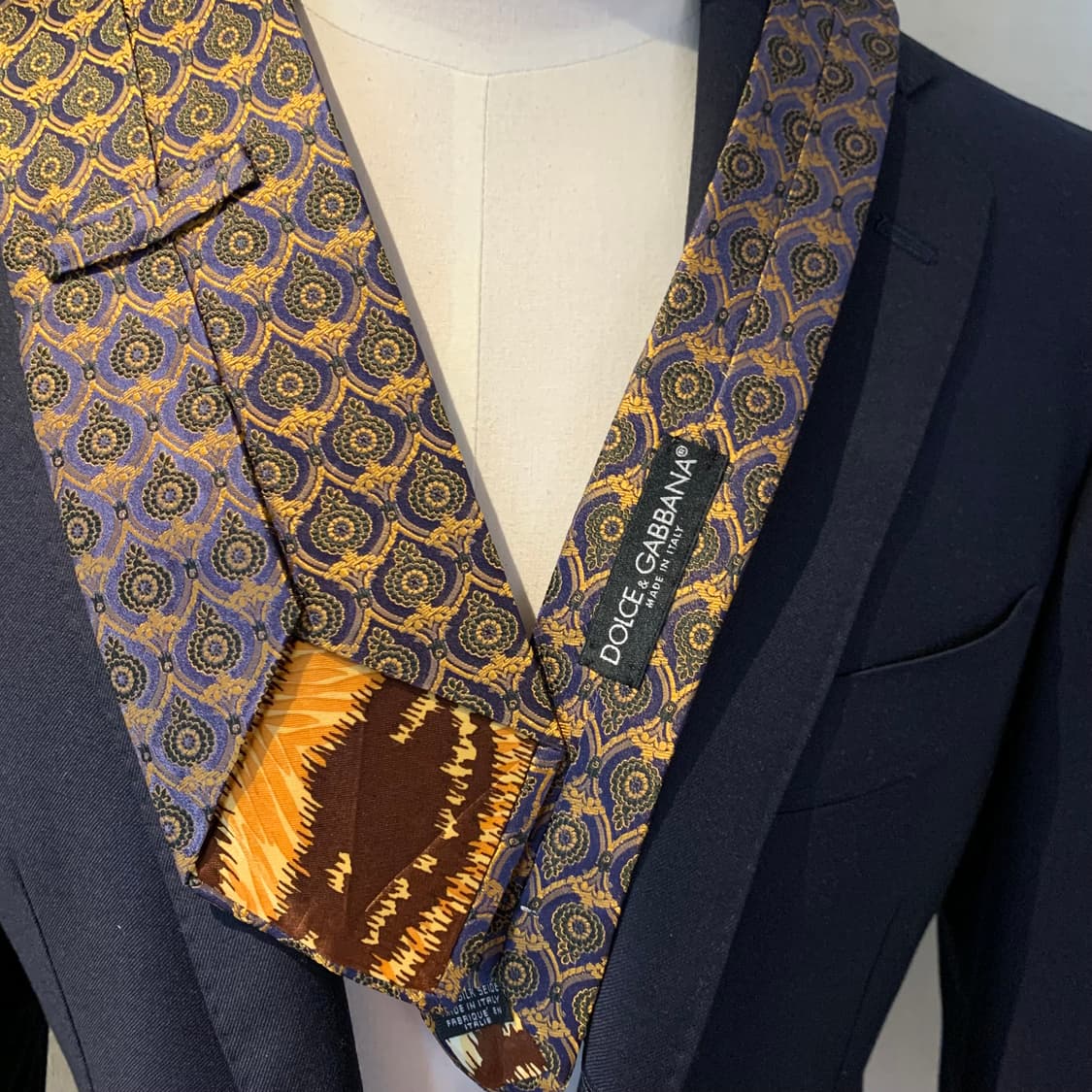 돌체앤가바나 명품넥타이 기하학적패턴 클래식 최상급 A+등급 9.2cm 상품이미지2