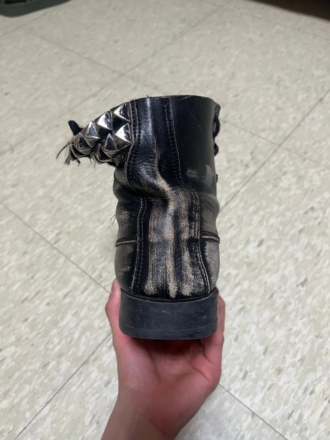 Undercover 06ss “T”기 스터드 부츠 상품이미지7