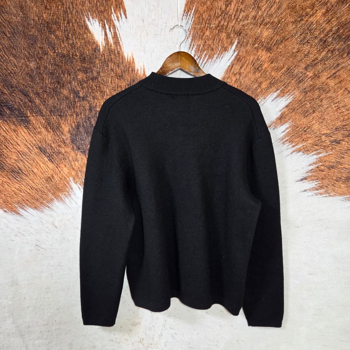 무신사 무지 도톰 블랙 니트 상품이미지4