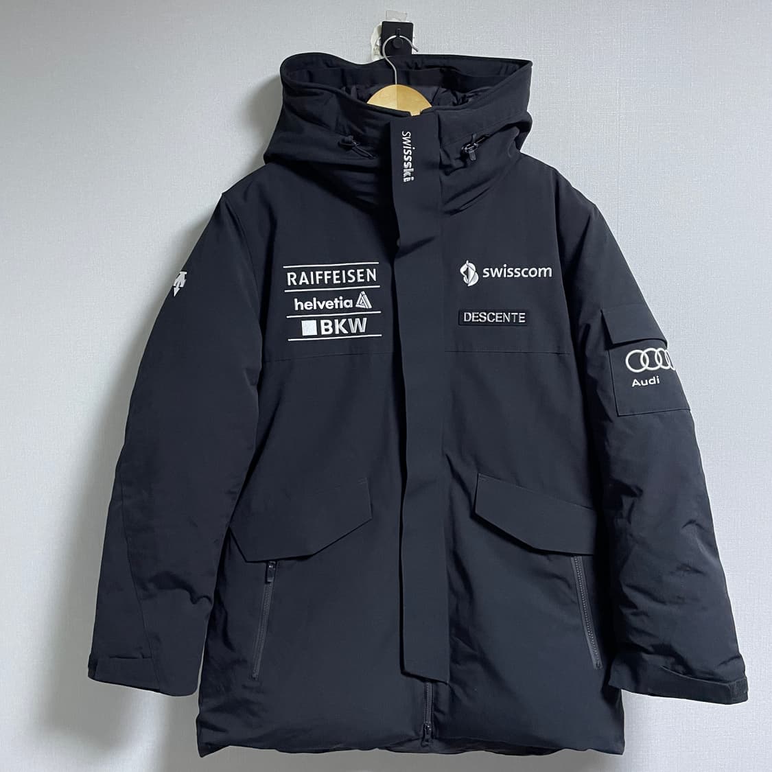 데상트 스위스 레플리카 미드 다운점퍼 S9421SDJO 상품이미지5